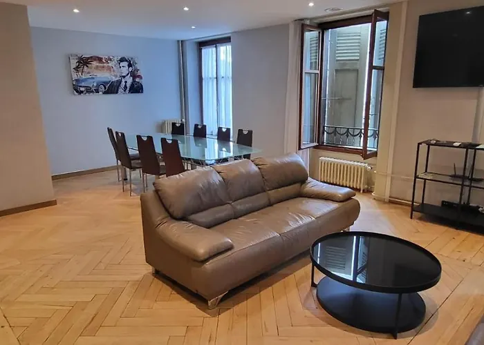 Ferienwohnung Luxueux 5 Pieces A Carouge Genf