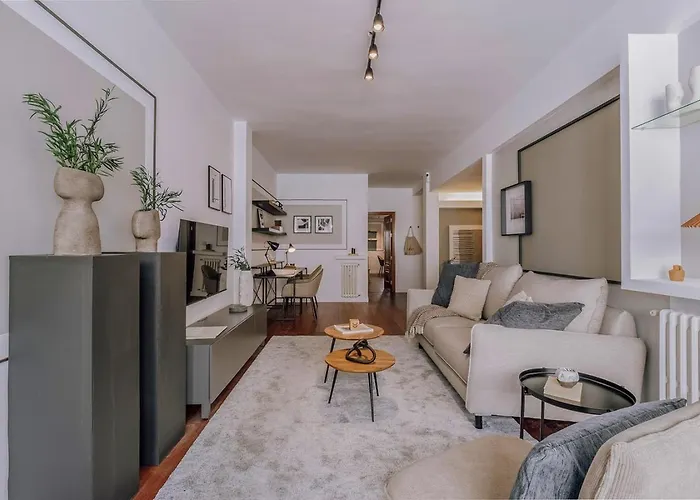 Jasper - 3 Bedrooms In Rios Rosas Madrid