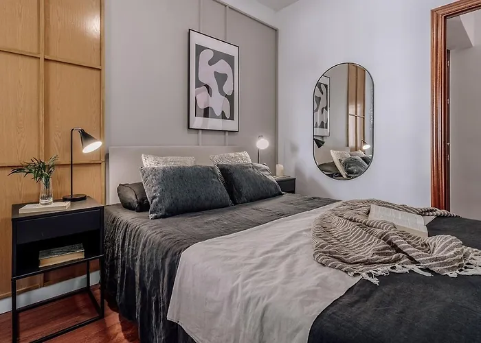 Jasper - 3 Bedrooms In Rios Rosas Madrid