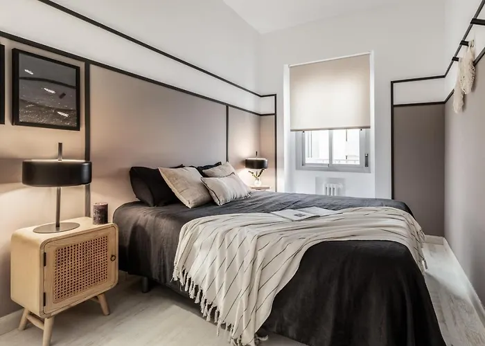Fisciano - 3 Bedrooms Apartment In Goya Madrid