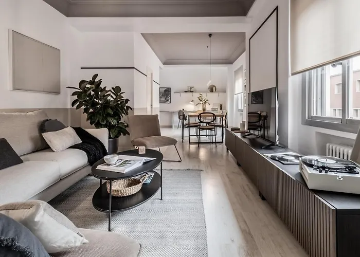 Fisciano - 3 Bedrooms Apartment In Goya Madrid