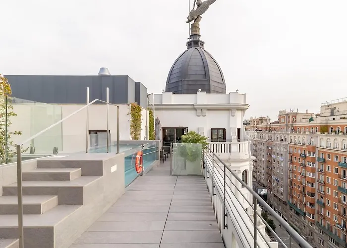 Terzigno - 2 Bedrooms And Shared Pool In Malasana Madrid
