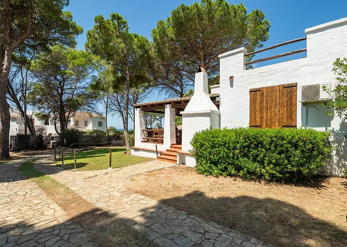 Elegante Villa A 30 M Dalla Bellissima Spiaggia Di Campulongu Villasimius