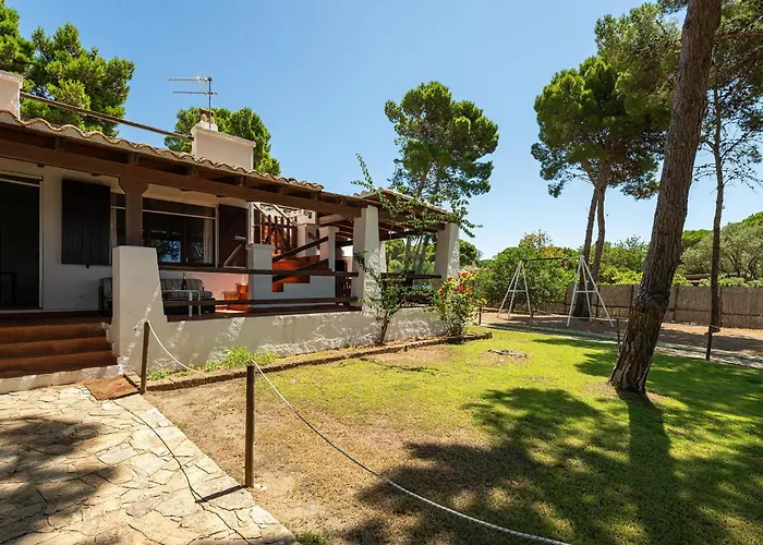 Elegante Villa A 30 M Dalla Bellissima Spiaggia Di Campulongu Villasimius