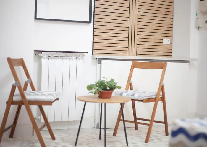 Ferienwohnung Ludovisi Seminterrato Loft Rom