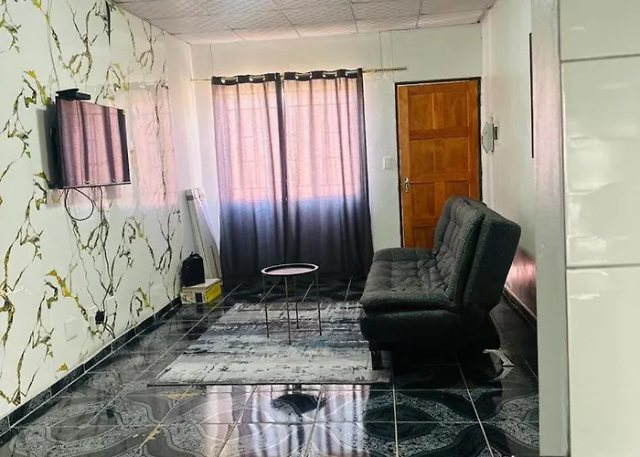 Madivas Self Catering Guesthouse Rundu