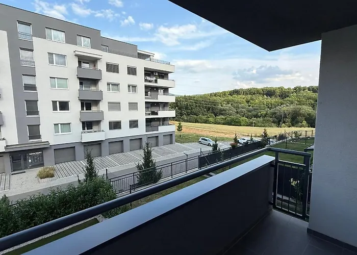 Amg Apartment Halalovka Trenčín