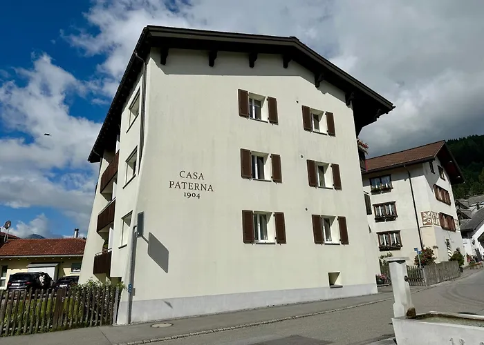 Family Laax Apt Lakeside Mountain Views
