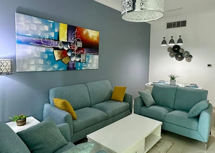 Luxury 2 Bedroom Apartment Marina View Dubai