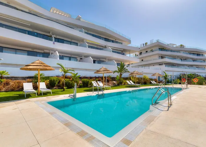 New Duplex With Sea View To Gibraltar & Africa And Walking Distance To The Beach Estepona