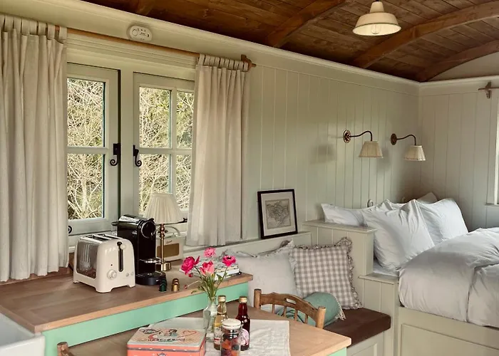 The Green Shepherd, A Charming Authentic Cabin Surrounded By Beautiful Countryside Vielsalm