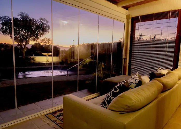 Fluke Tide - Stylish Knysna Home With Pool & Views