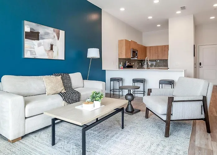 Landing Amazing 1Bd Pool Yoga Studio Orlando