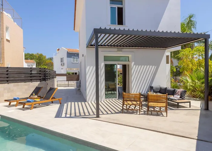 Villa Mesogeios 4 Protaras