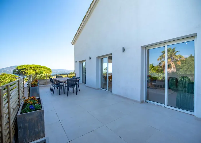 Villa Joia 2 Vue Mer 7 Chambres Saint-Tropez