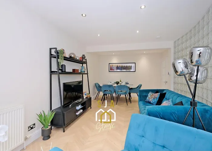 Bon Accord Square - Sja Stays - Modern 3 Bed Apartment Aberdeen