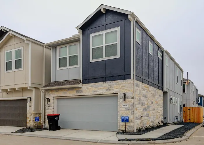 Beach Oak Drive Property - Energy Corridor Houston
