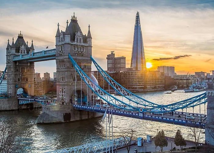 Shard View Apartment With Lift At London Bridge