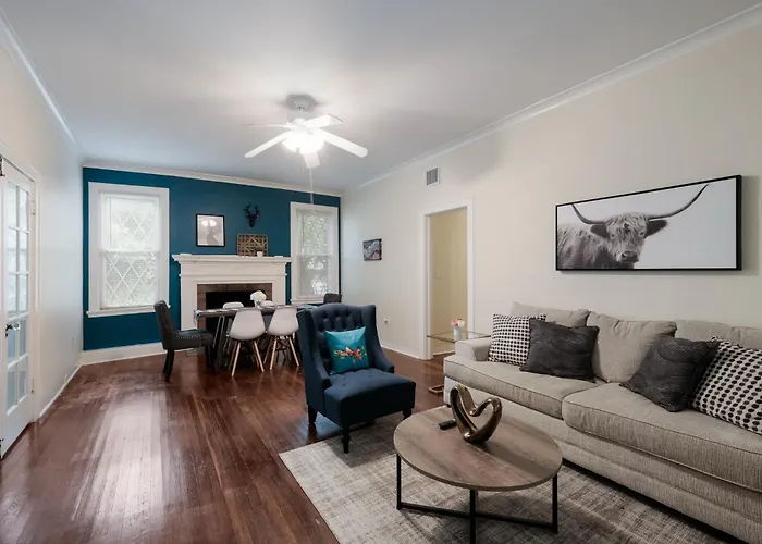 438M- 3 Bedroom Apt With Free Parking On Premises And Coffee San Antonio
