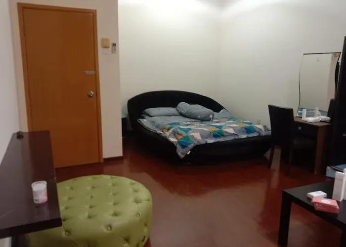 Master Bedroom Near Ioi Mall Damansara Petaling Jaya