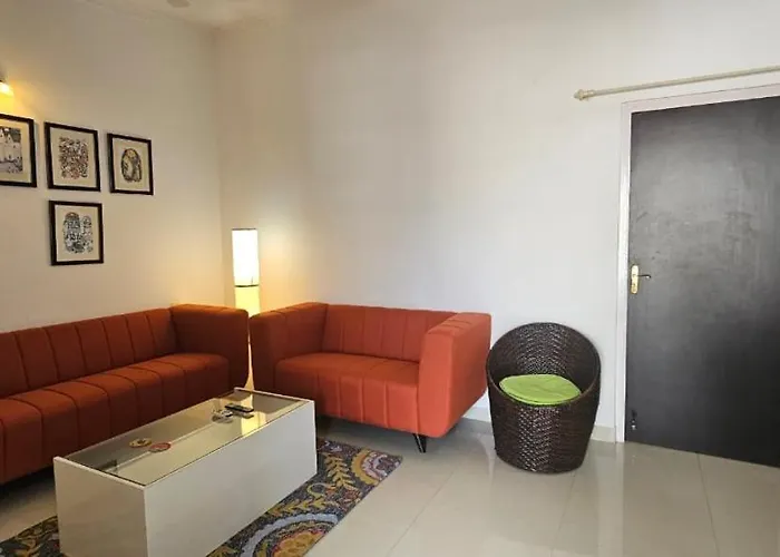 Retreat To A Stylish Apartment Candolim