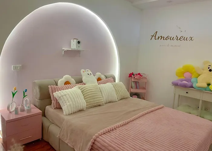 Amoureux Quan Hoa 904 Hanoi