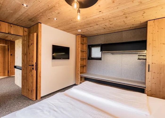 S'Hoamatl Dorfkrug Appartements Mösern