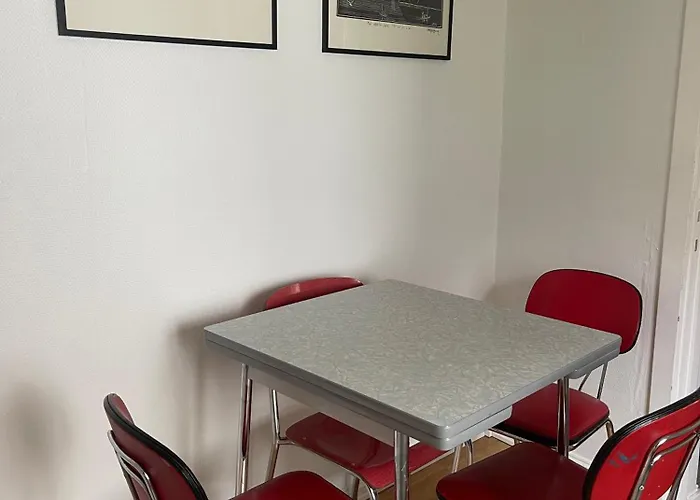 Sjarmerende Og Lysfylt Leilighet Midt I Tromsø