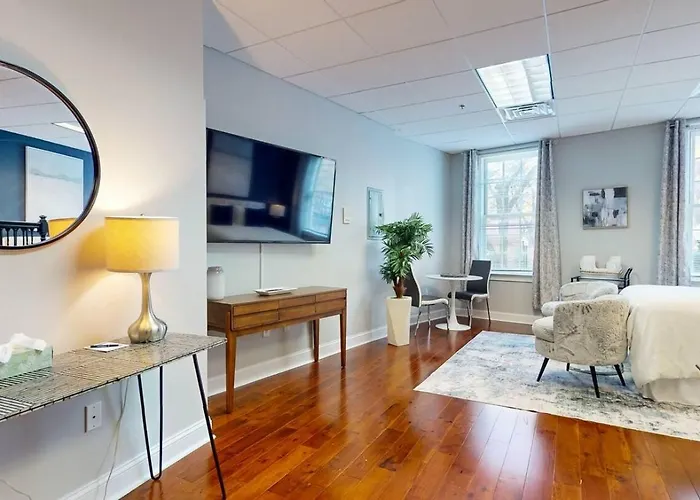 Cozy Studio In Faneuil Hallquincy Market Boston