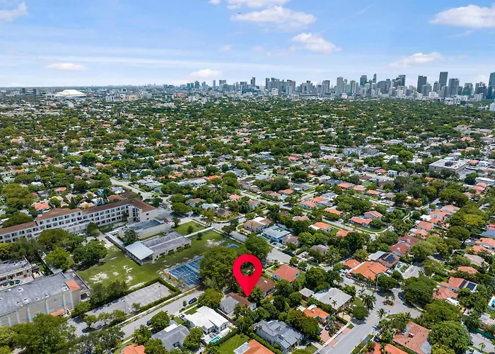 Villa Modern 4Br Retreat With Private Pool - Near Brickell Miami