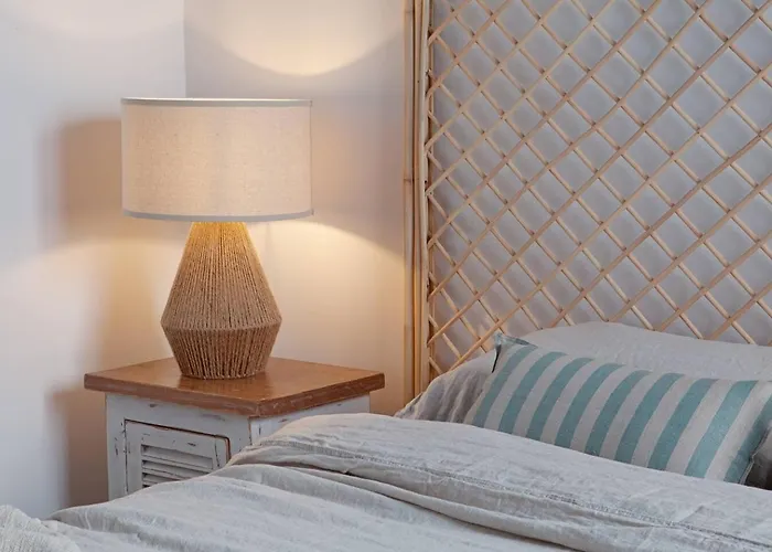 Perissa - 2 Bedrooms And Terrace In Trafalgar Madrid