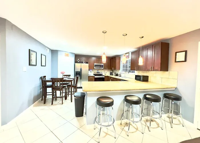 Villa Comfy Haus at West Oaks Houston