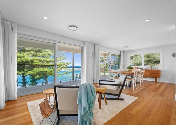 Toowoon Bay Beach House