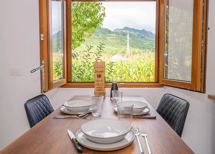 Villa Wood House Virpazar