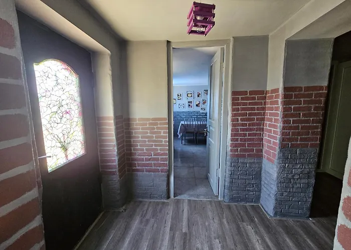 Ferienwohnung Marselo'S Happy House Zqaltubo