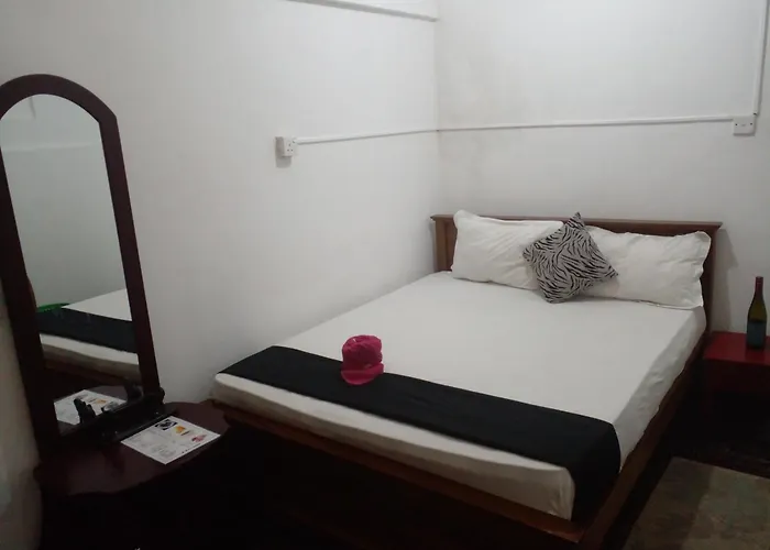 Kandy Green Hilltop Hotel