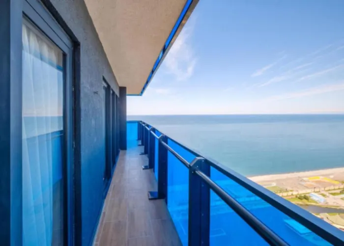 Shining Sea View Aparthotel In Orbi City Batumi