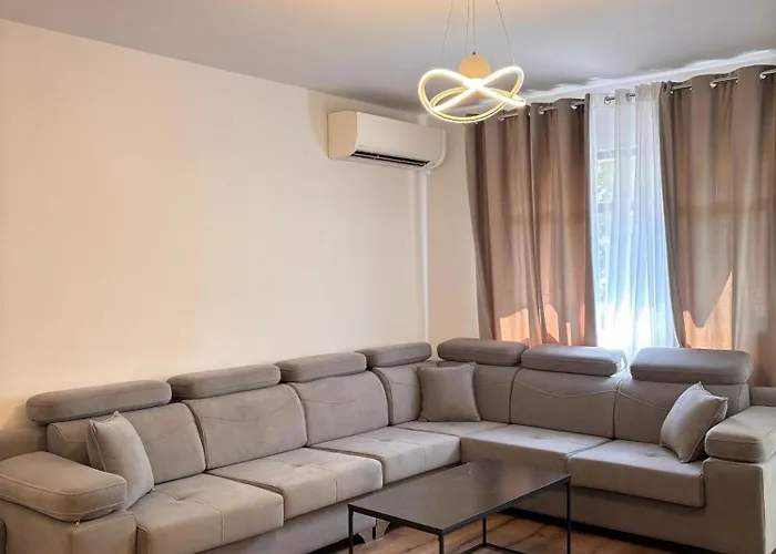 Alvaros Apartment Tirana