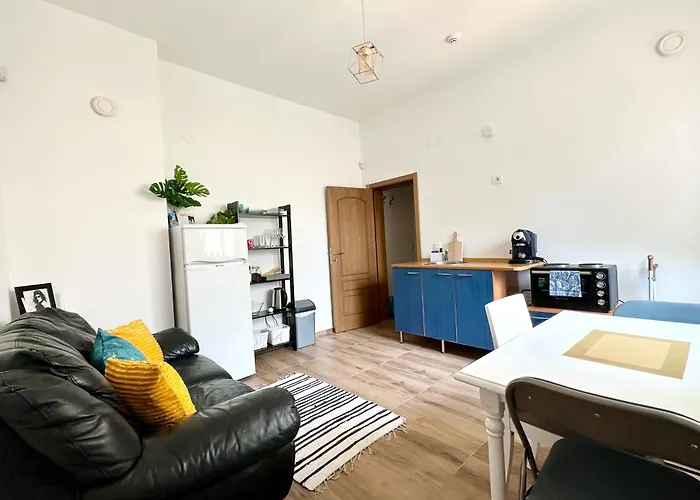 Bright, City Centre, 1Br Apartment , Next To Sofia University