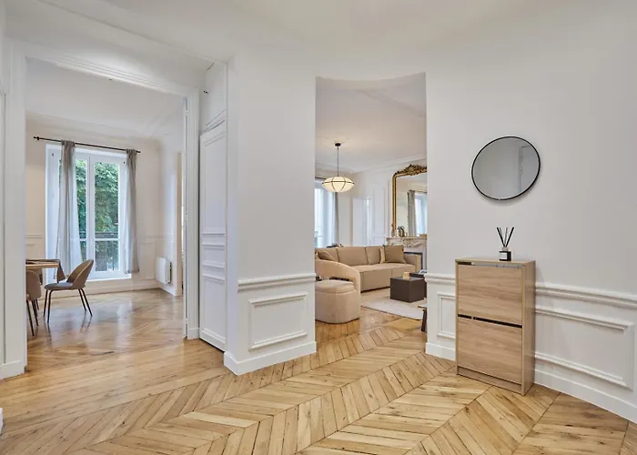 Yanoa - 4 Chambres A Madeleine Paris