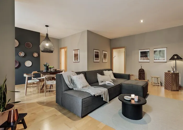 Etosha - 3 Bedrooms And Balcony In Eixample Dreta Barcelona