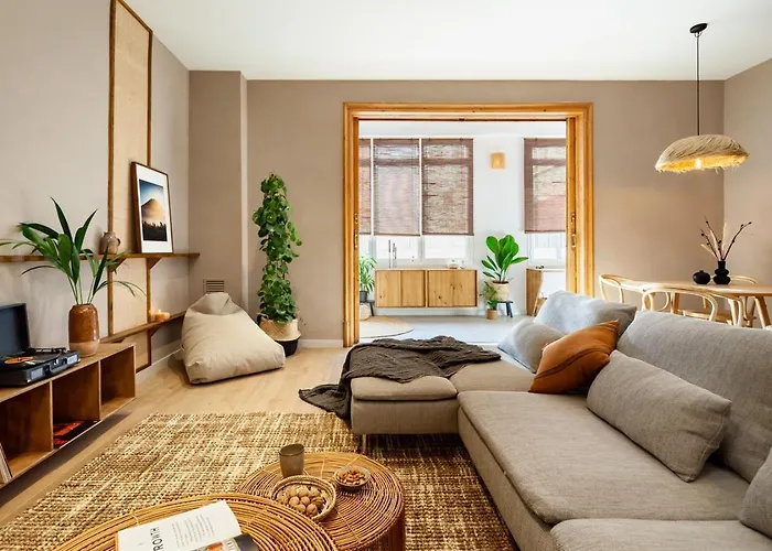 Padar - 2 Bedrooms In Eixample Dreta Barcelona