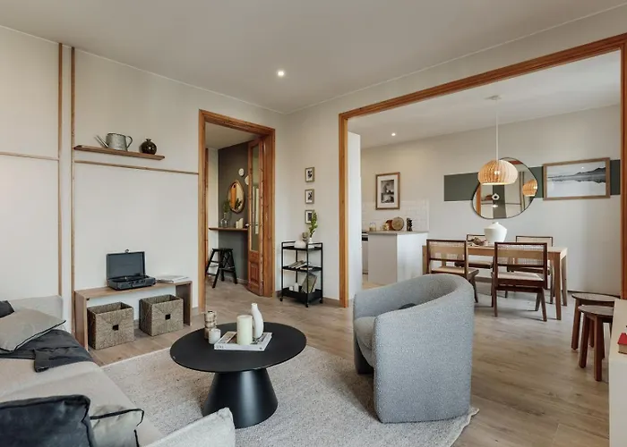 Amatitlan - 3 Bedrooms And Balcony In Eixample Barcelona