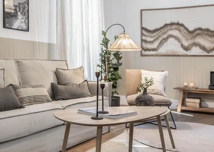 Cremano - 1 Bedroom And Office In Centro Madrid