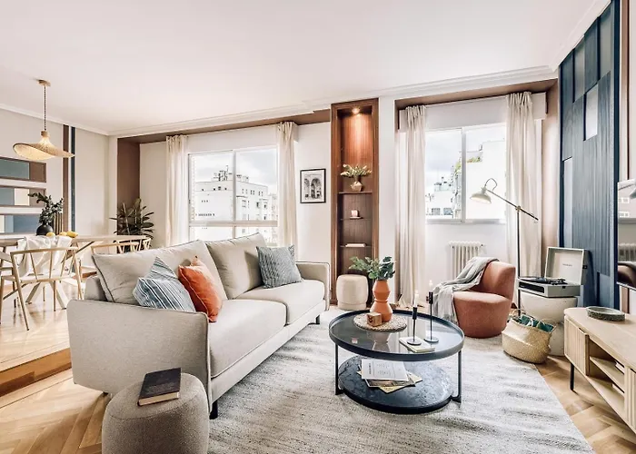 Rumi - 2 Bedrooms In Goya Madrid