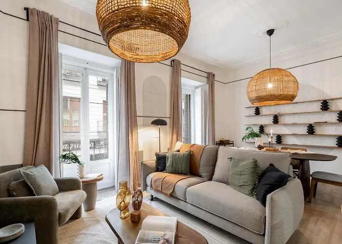 Selim - 3 Bedrooms In Palacio Madrid