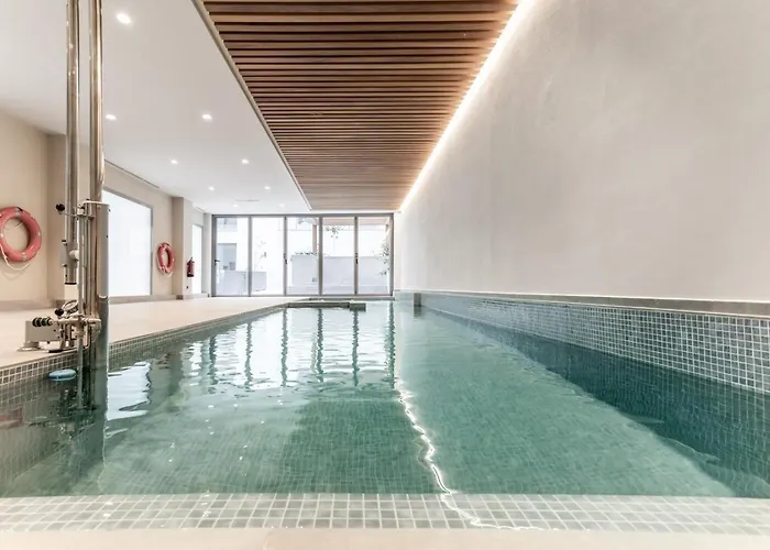 Lusciano - 2 Bedrooms, Pool And Gym In Almagro Madrid