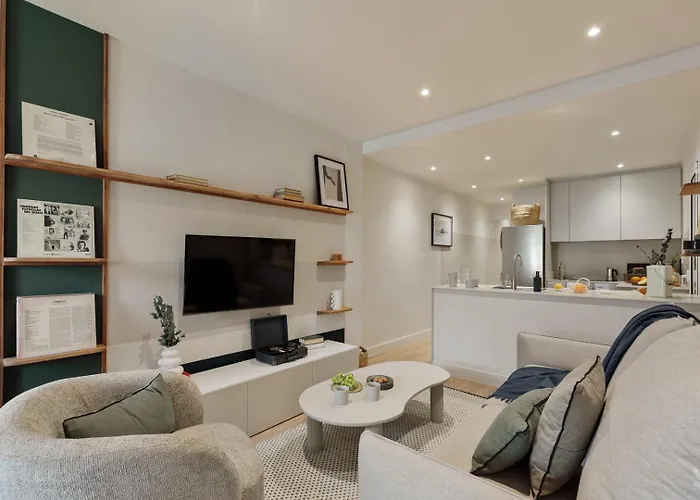 Sariyer - 2 Bedrooms And Balcony In El Putxet Barcelona