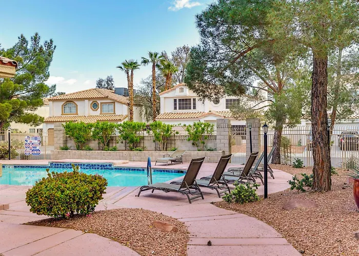 Pool Access Beautiful Modern Home In Las Vegas!
