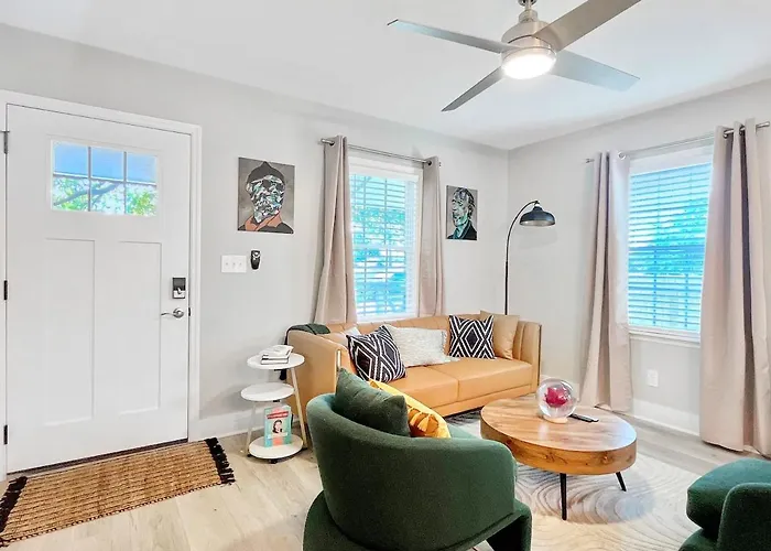 The Saint Murray Perfect 2 Bedroom Minutes To Everything Charleston